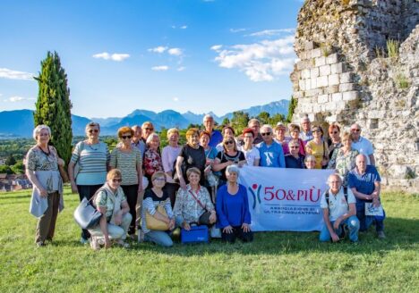 Un gruppo di 50 persone in visita a Fagagna, guidate dall'Ufficio Turistico di Fagagna